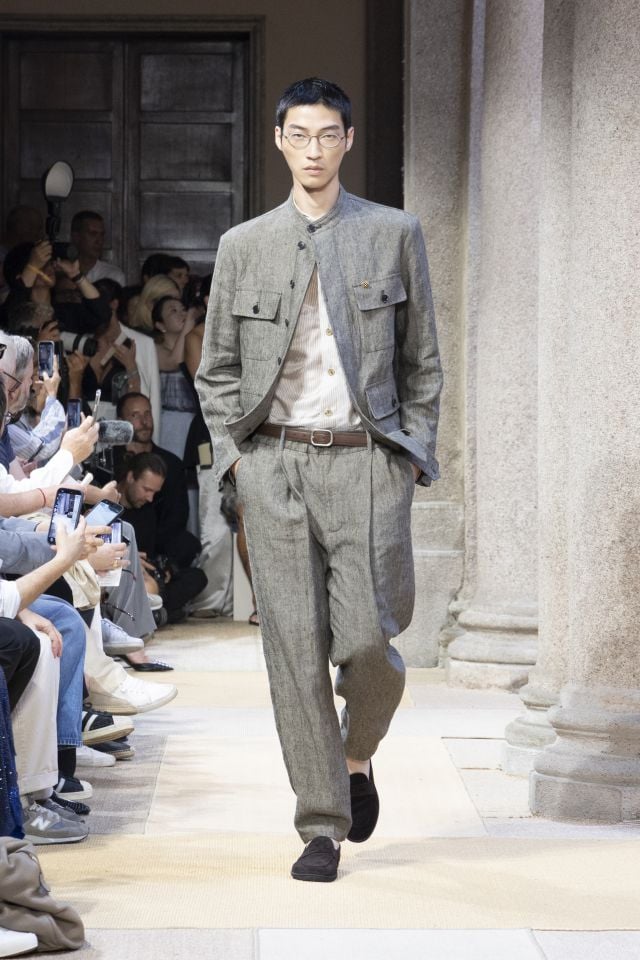 من مجموعة أزياء GIORGIO ARMANI ربيع/صيف 2027