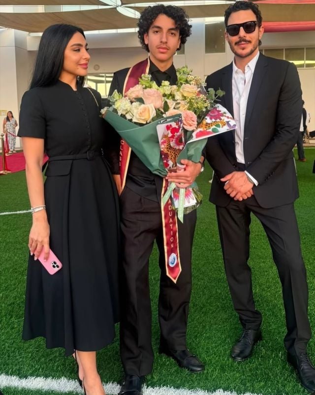 باسل خياط يحتفل مع زوجته بتخرّج ابنهما