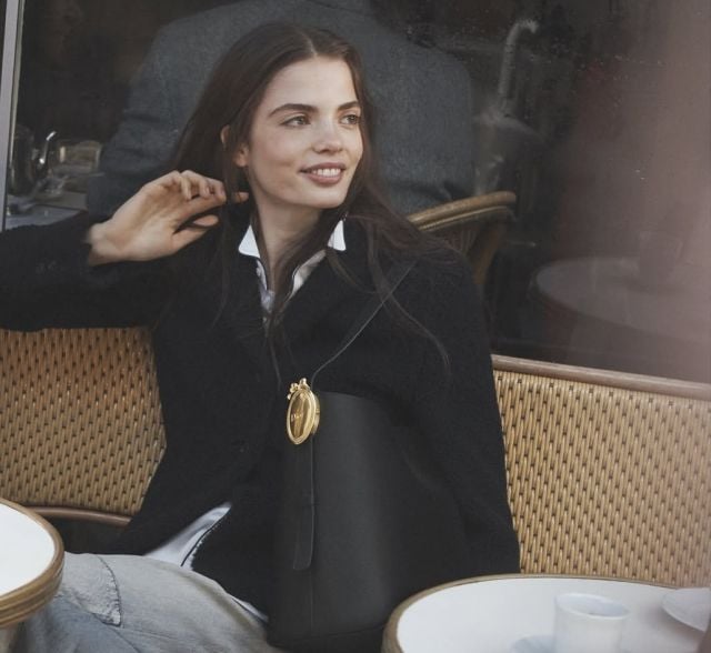 حقيبة Dior Medaillon تصميم يجسد أناقة 