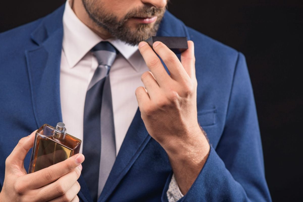 دليلك لأفضل عطر رجالي يدوم طويلاً ويمنحك حضوراً مميزاً لعام 2026