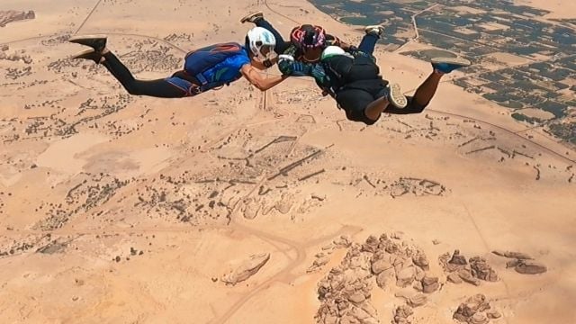 مغامرة لا تُنسى في عالم من السماء
