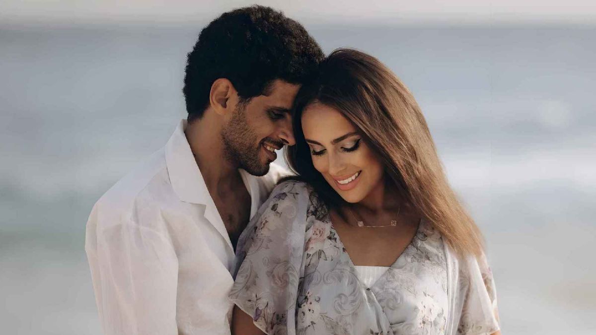  حمدي الميرغني يعلن طلاقه لإسراء عبد الفتاح ثم يحذف المنشور
