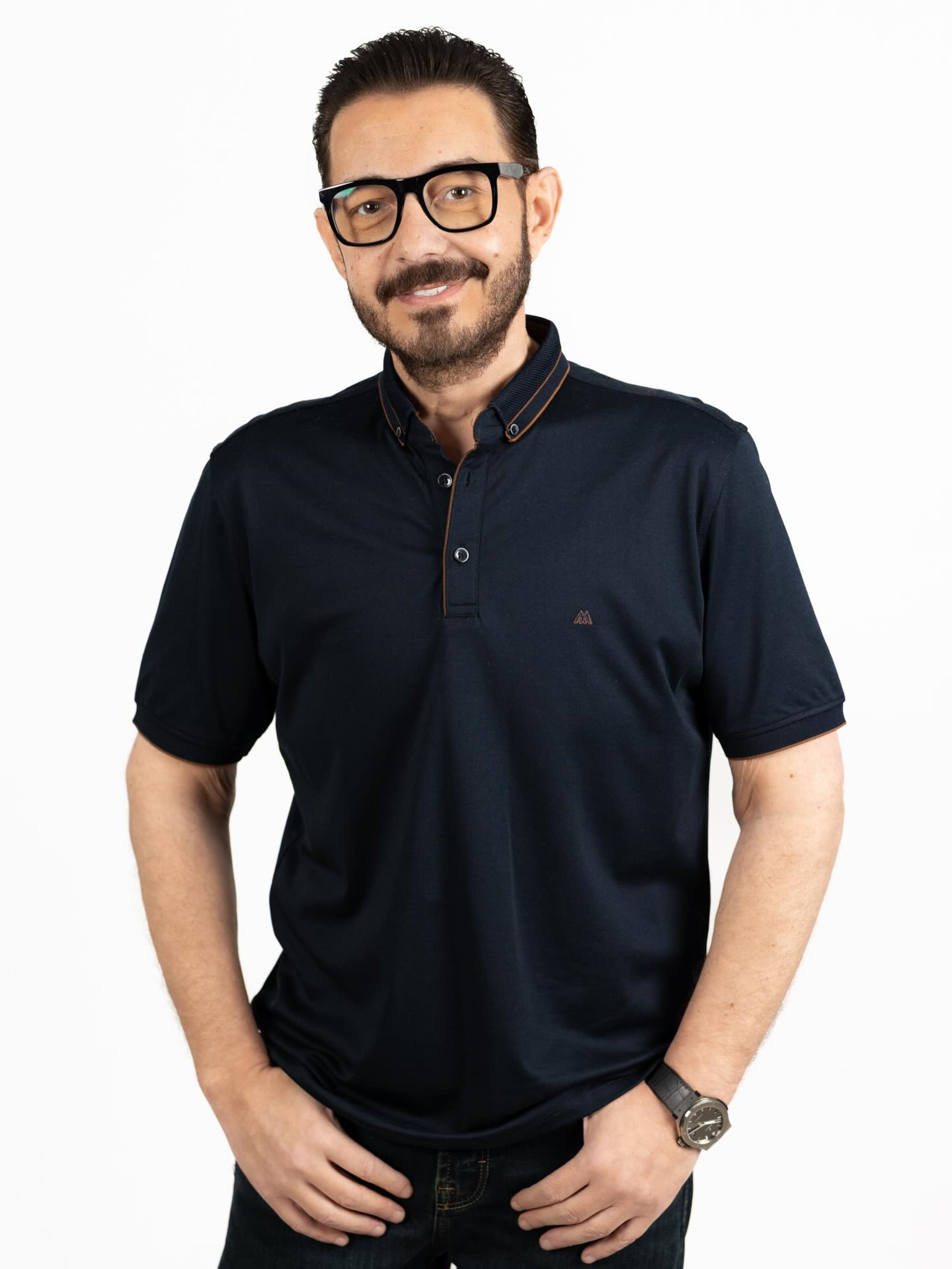 أحمد زاهر يواصل إثبات موهبته بأدوار متنوعة وحضور لافت على الشاشة