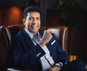 هاني رمزي يكشف مفاجأة عن الجزء الثاني من فيلم "غبي منه فيه"