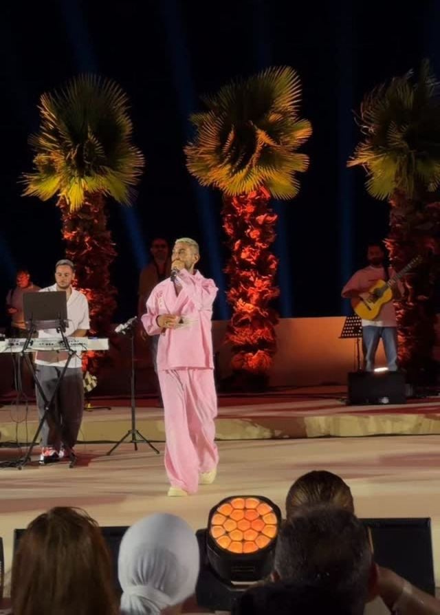أطلالة أحمد سعد في الساحل الشمالي  (2)