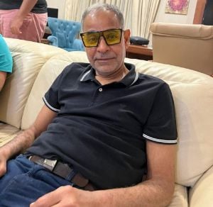 محمود البزاوي يمازح جمهوره بعد تتويج إسبانيا بكأس العالم