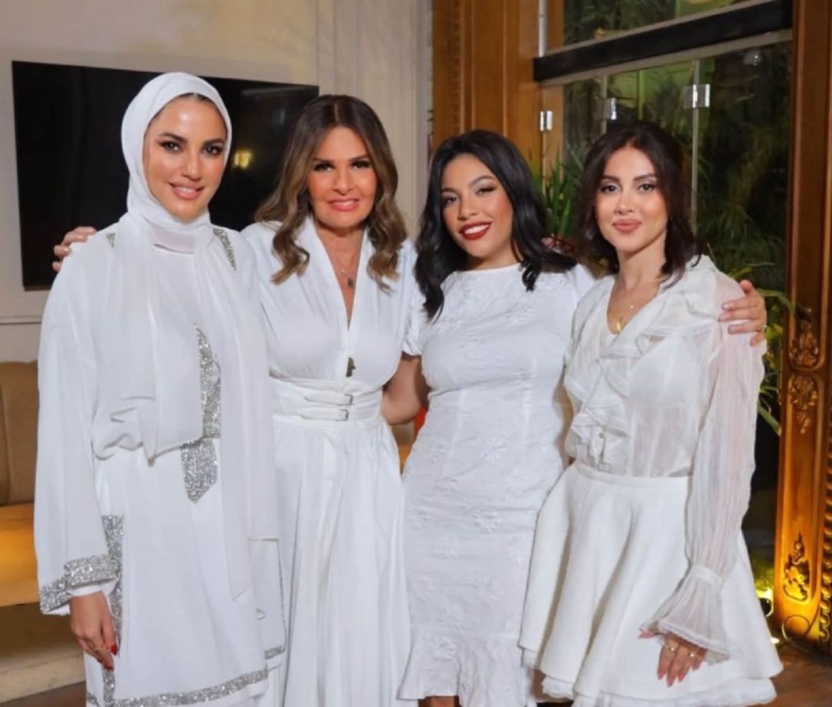 عمرو دياب يشعل برومو فيلم 