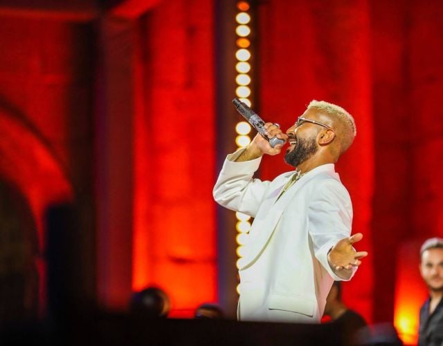 اندماج أحمد سعد مع جمهور الحفل