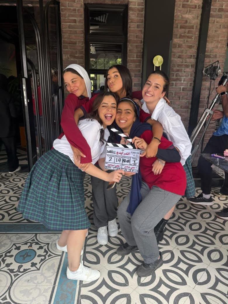 في كواليس مسلسل اندر ايدج في كواليس مسلسل اندر ايدج