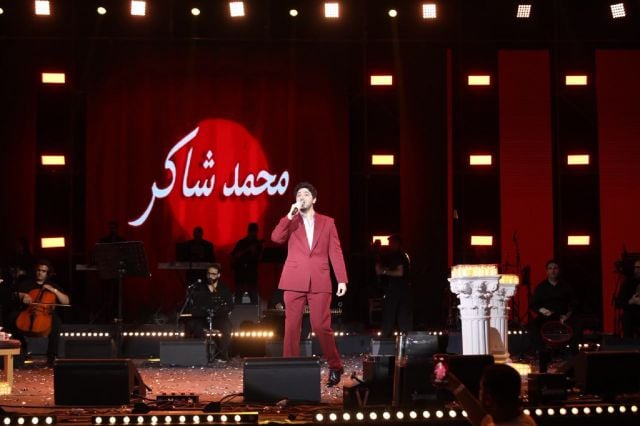 تفاعل جماهيري مع أغاني فضل شاكر بصوت نجله محمد والشامي يشعل الحفل (فيديو وصور)