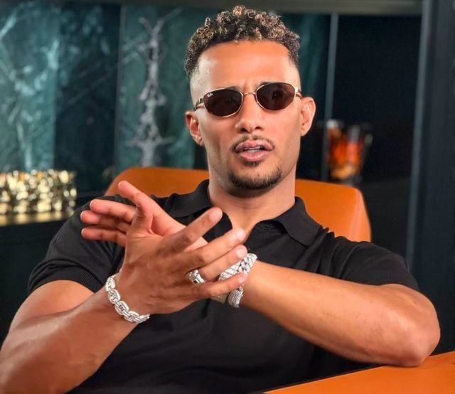محمد رمضان يعِد متابعيه بأجر مصطفى حدوتة لمَن يستكمل أغنيته الجديدة