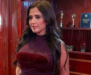 ياسمين عبد العزيز تعلّق على سر جمالها: "أنا حلوة طول عمري" (فيديو)