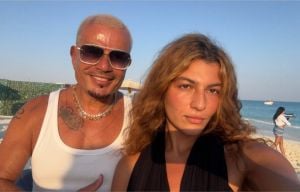 بعد أن ظهرت في حفل محمد صلاح.. حسناء الساحل تخطف الأضواء مع عمرو دياب