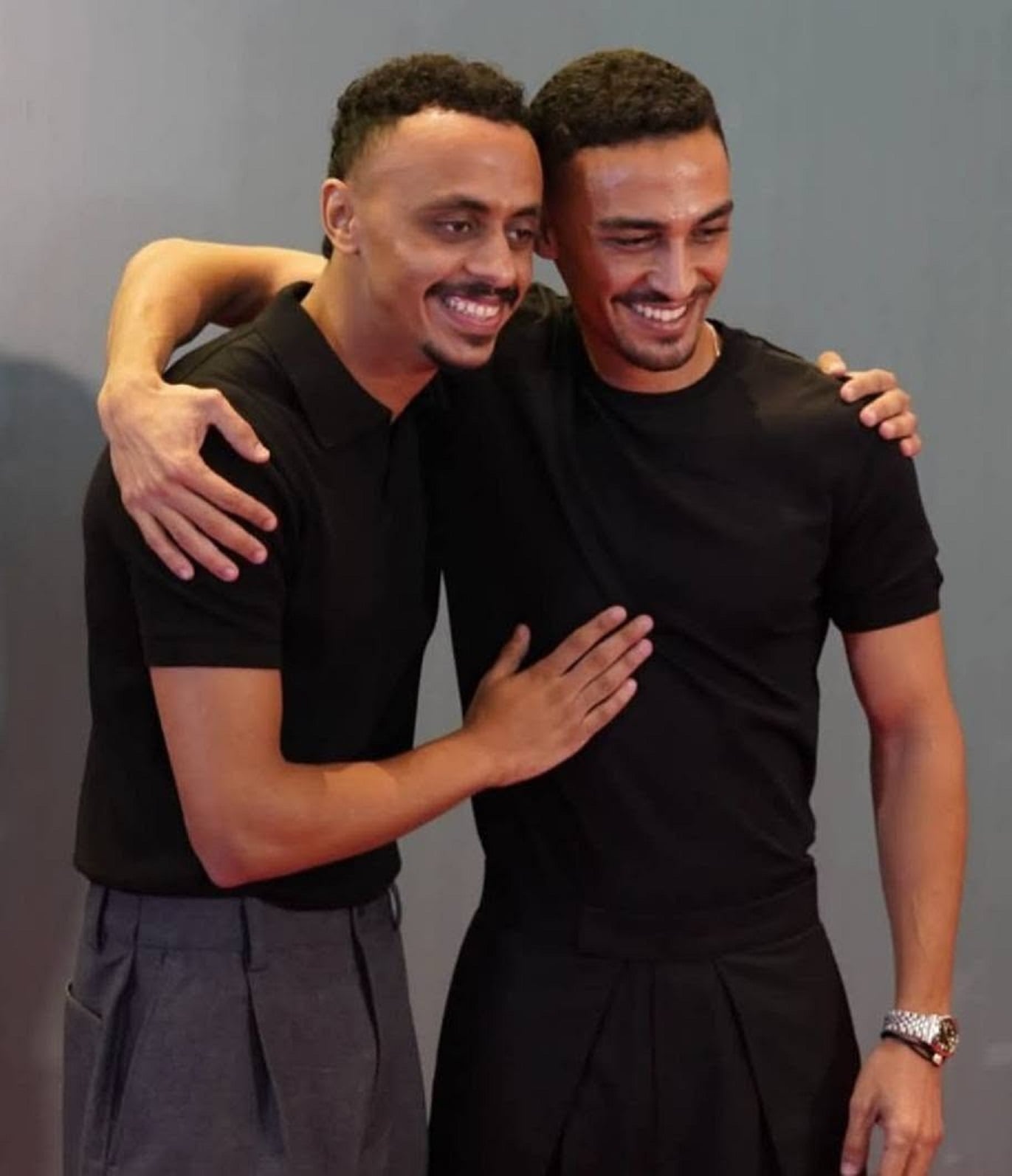 كزبرة وأحمد غزي يداعبان الجمهور في العرض الخاص