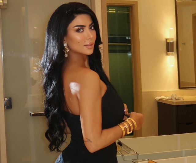  كارولين عزمي توضح حقيقة الجدل حول أول أجر في مشوارها الفني