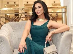 ولاء الشريف: كلمة "ممثلة سخيفة" بتوجعني.. وأوافق أن أحلق شعري بالكامل (فيديو)