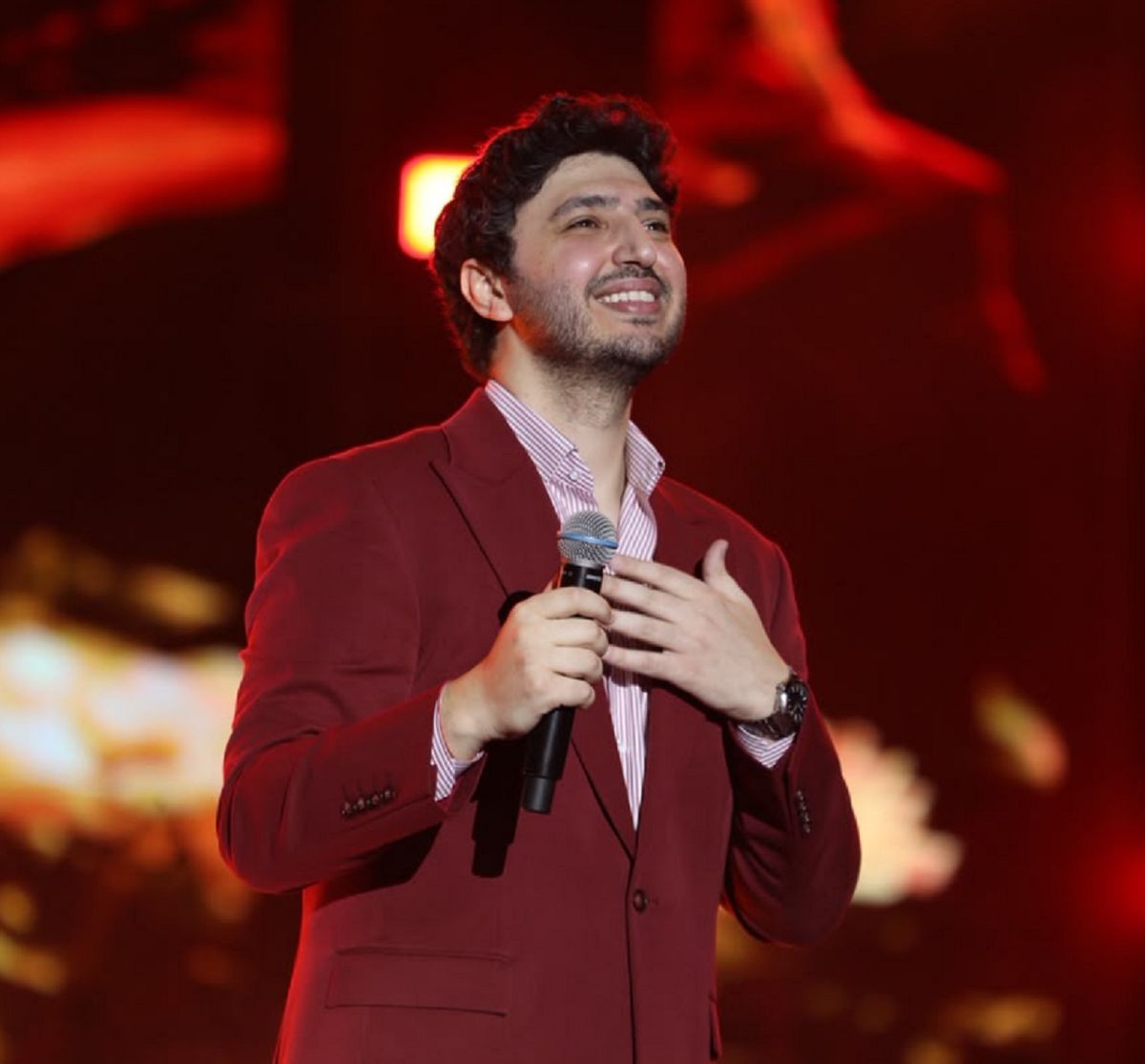 تفاعل جماهيري مع أغاني فضل شاكر بصوت نجله محمد والشامي يشعل الحفل (فيديو وصور)