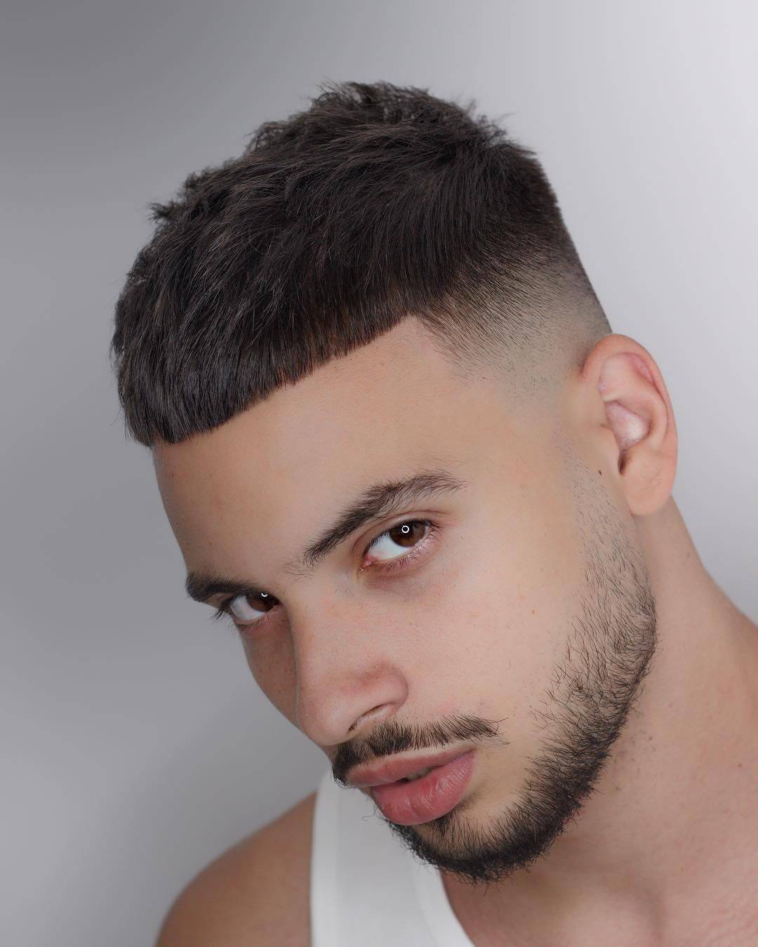 القصة الفرنسية مع السكين فيد