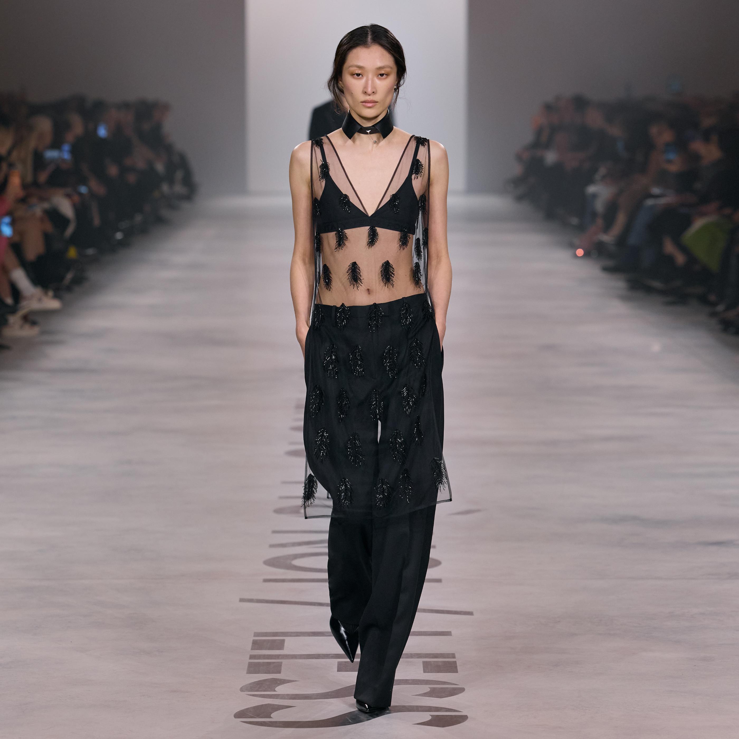 فندي خريف وشتاء 2026 - 2027  fendi