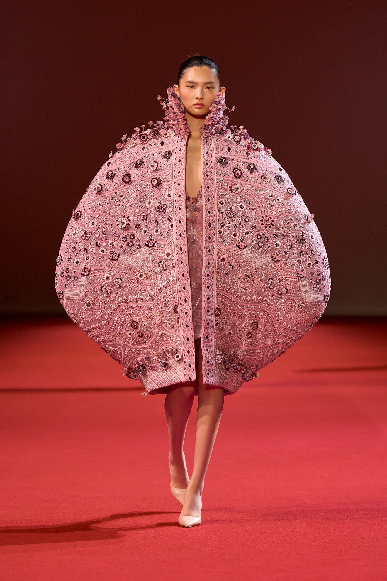 مانيش مالهوترا ربيع 2026 Manish Malhotra مانيش مالهوترا ربيع 2026 Manish Malhotra