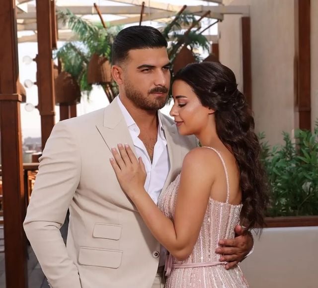 بعد زواج روعة السعدي... أشهر الفنانات السوريات اللواتي تحدّين فارق العمر
