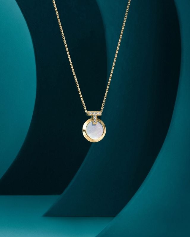 سلسلة من تيفاني أند كو. Tiffany & CO.
