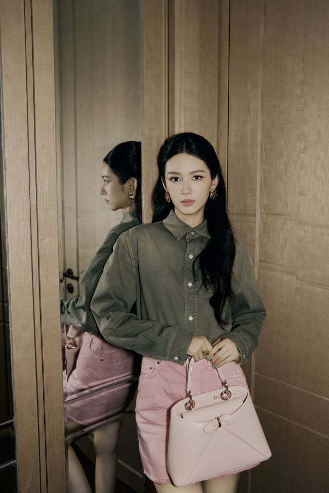 ZHOU YE 