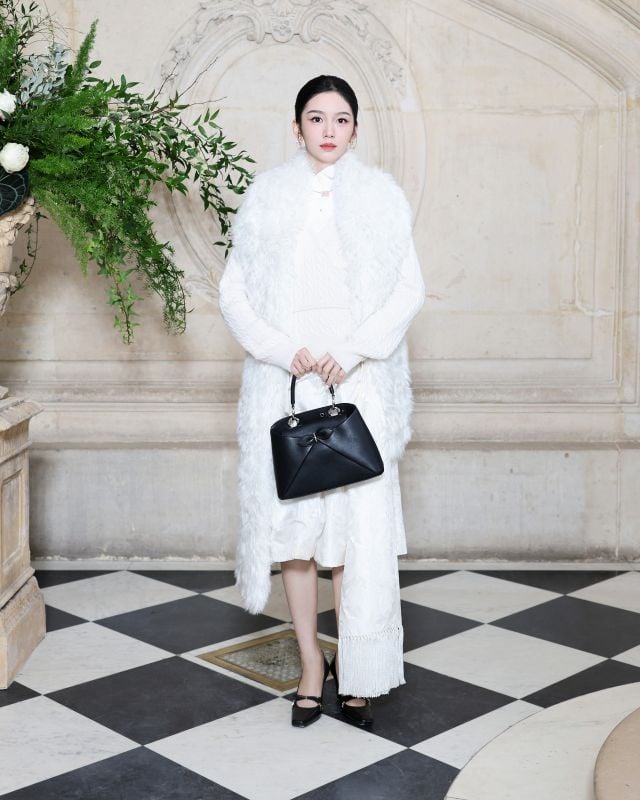 ZHOU YE 