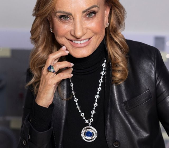 Lucia Silvestri قصة حُبّ مع الأحجار الكريمة لأكثر من أربعة عقود