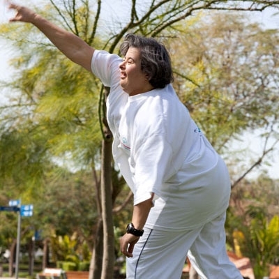 'معهم لتحقيق أحلامهم'