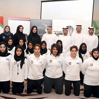 تأهيل 28 حكمة كرة قدم...