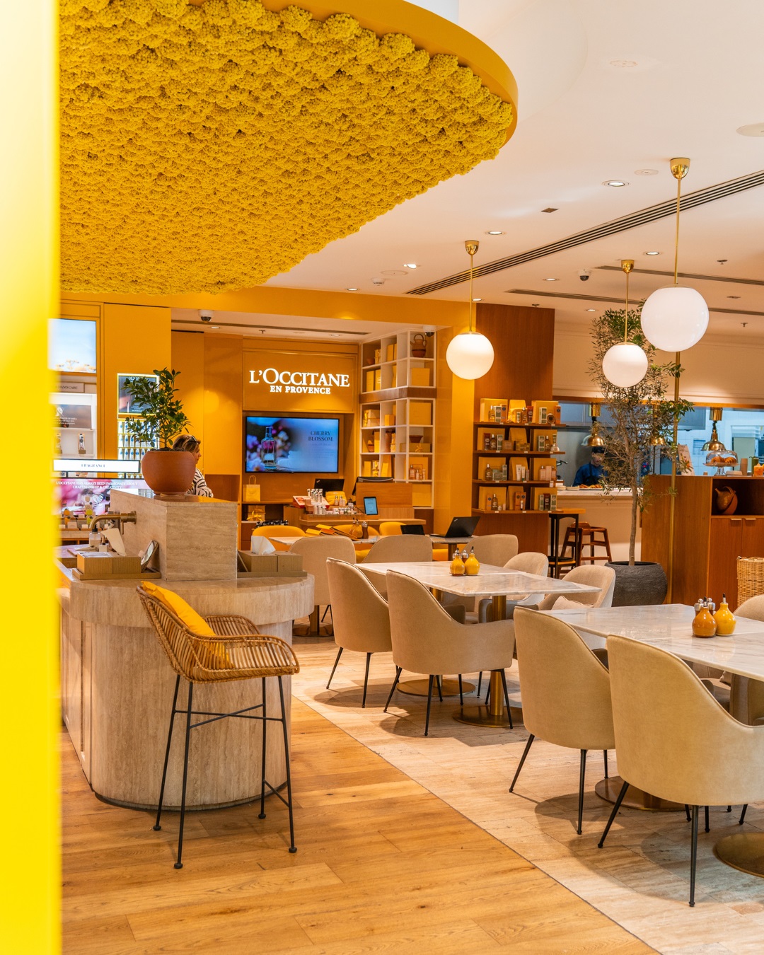 Café L’Occitane لحظات حلوة بنكهة بروفانس Café L’Occitane لحظات حلوة بنكهة بروفانس