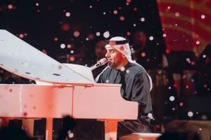  حسين الجسمي يشعل الساحل الشمالي بحفل جماهيري... ويوجّه رسالة لجمهوره (صور)