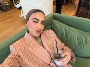 يارا النملة والتوربان.. سر الإكسسوار الذي يميز إطلالاتها