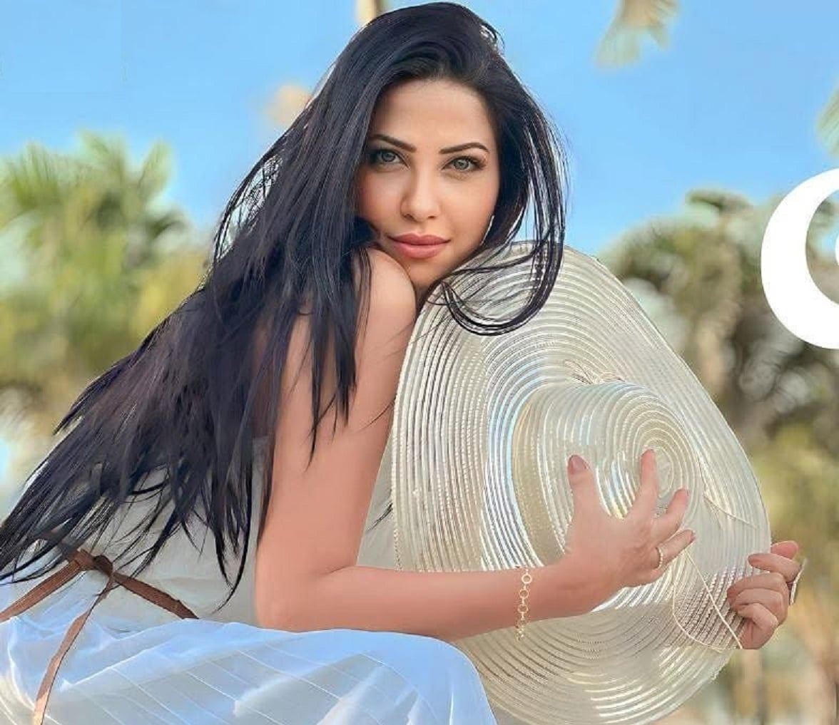 ياسمين جمال تكشف سبب قلة أعمالها الفنية