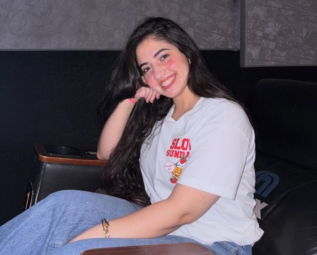  ابنة عمرو محمد علي تنعاه بكلمات مؤثرة وفيديو مبكٍ