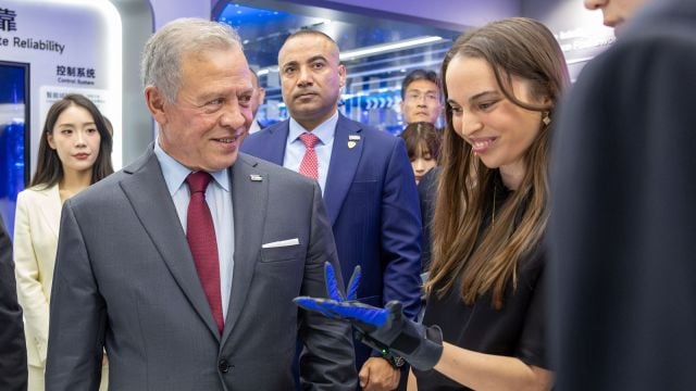 إطلالة الأميرة سلمى في الصين: أناقة اللون الأسود تخطف الأنظار