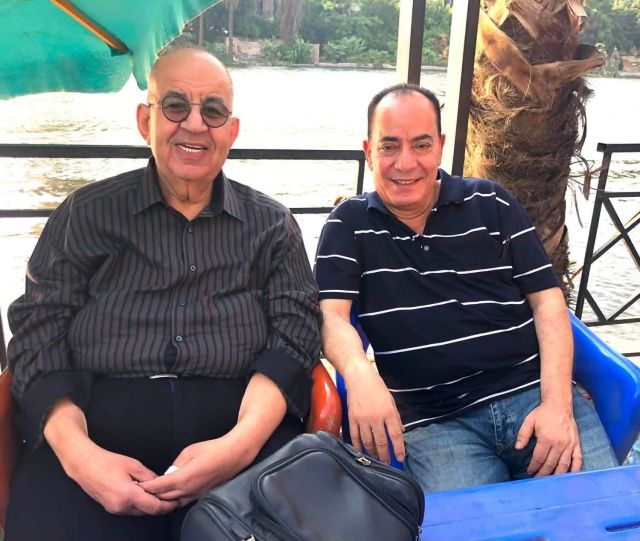 محمد التاجي مع صديق عمره خيري المحلاوي
