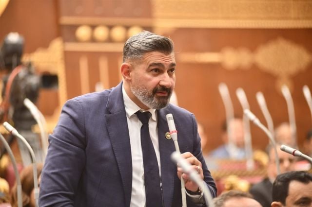  ياسر جلال يكشف موقف وزير الإعلام من مواجهة الإساءة للفنانين (فيديو)
