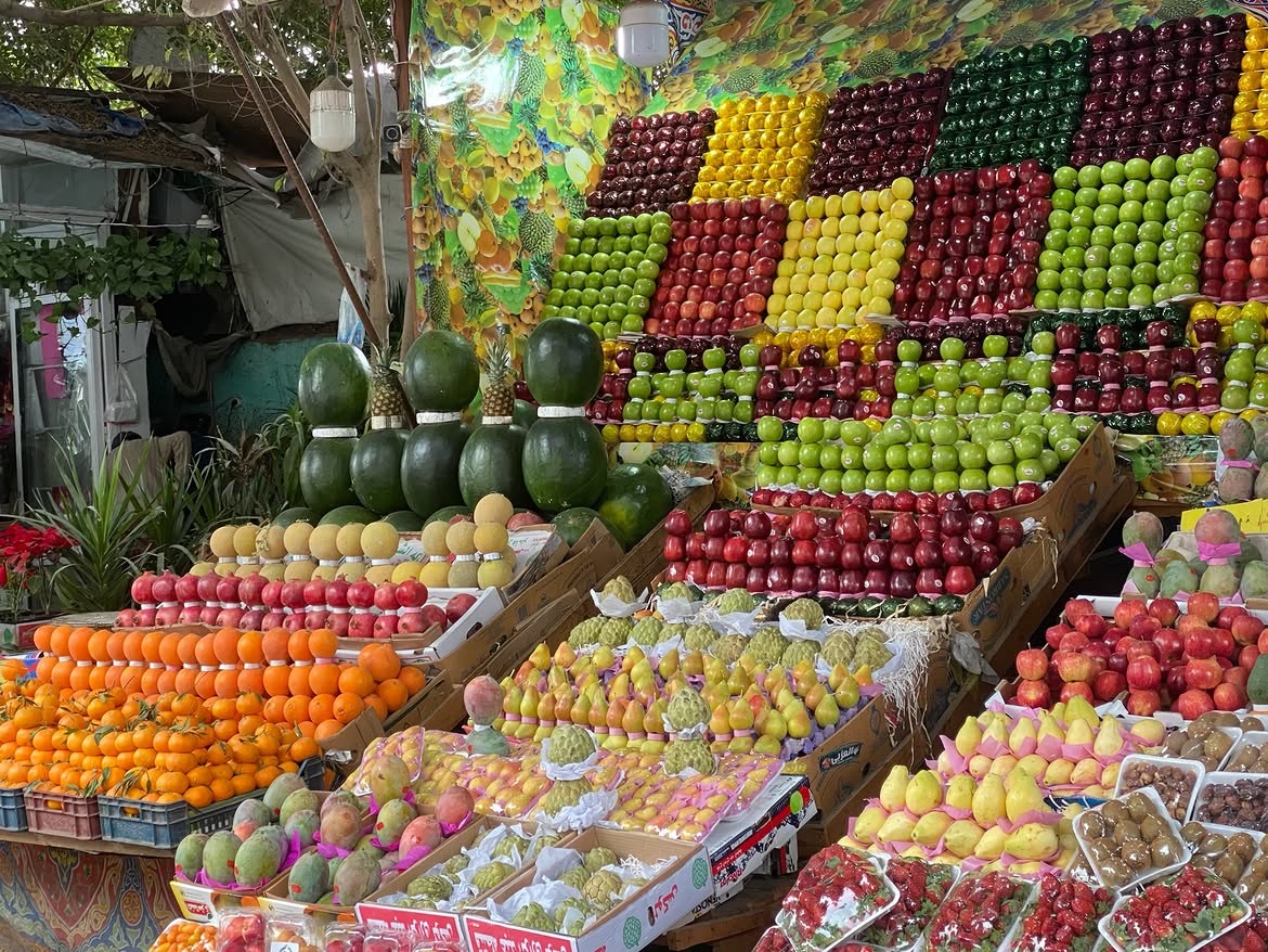 صور التقطتها كنزي عمرو دياب في أحياء شعبية