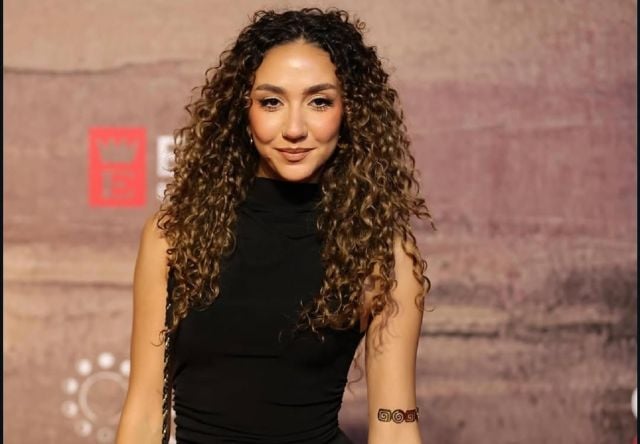 زينة أشرف عبد الباقي تكشف تفاصيل لقائها بخطيبها ألكسندر ألين وهويته