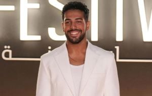 محمود ياسين جونيور يكشف موقفاً محرجاً مع ياسمين عبد العزيز (فيديو)