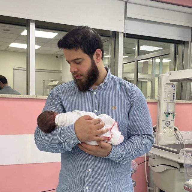 أدهم نابلسي أب للمرة الثانية.. قصة مسك وماسة وحياته بعيداً عن الفن