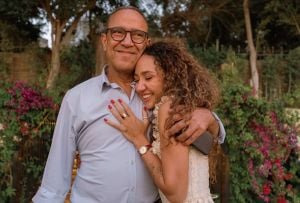  زينة أشرف عبد الباقي توجّه رسالة الى والدها في يوم ميلاده