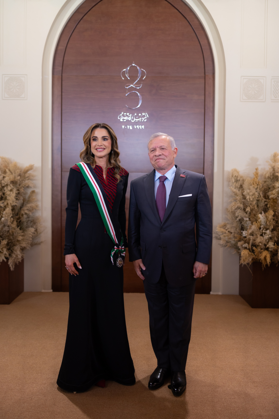 الملكة رانيا بوسام النهضة