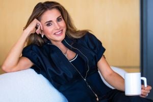 إطلالات الملكة رانيا خارج المناسبات الرسمية.. أناقة بسيطة بأسلوب عصري