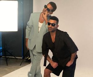  أحمد سعد عن شقيقه عمرو سعد: "لما بيلبس الشنب بيبقى صعب جدا"