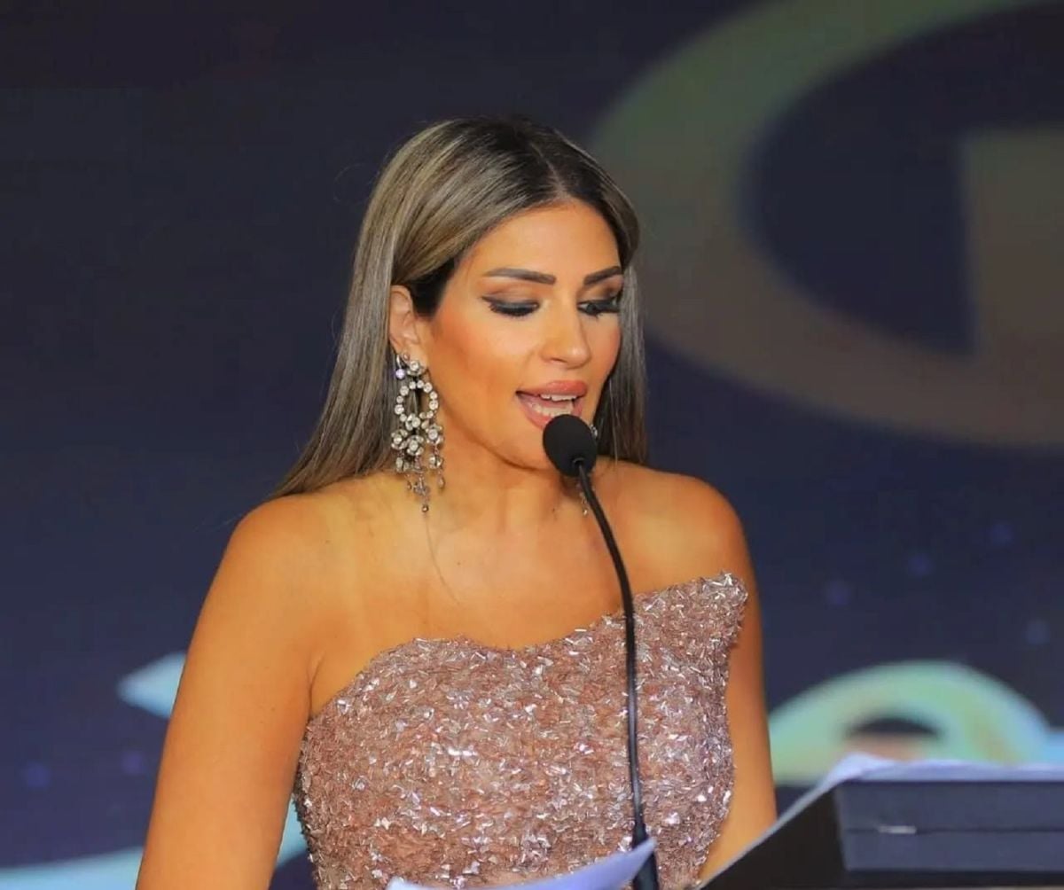 آيات أباظة تكشف دعم شهيرة وعمرو محمود ياسين لها في رحلة العلاج (فيديو)