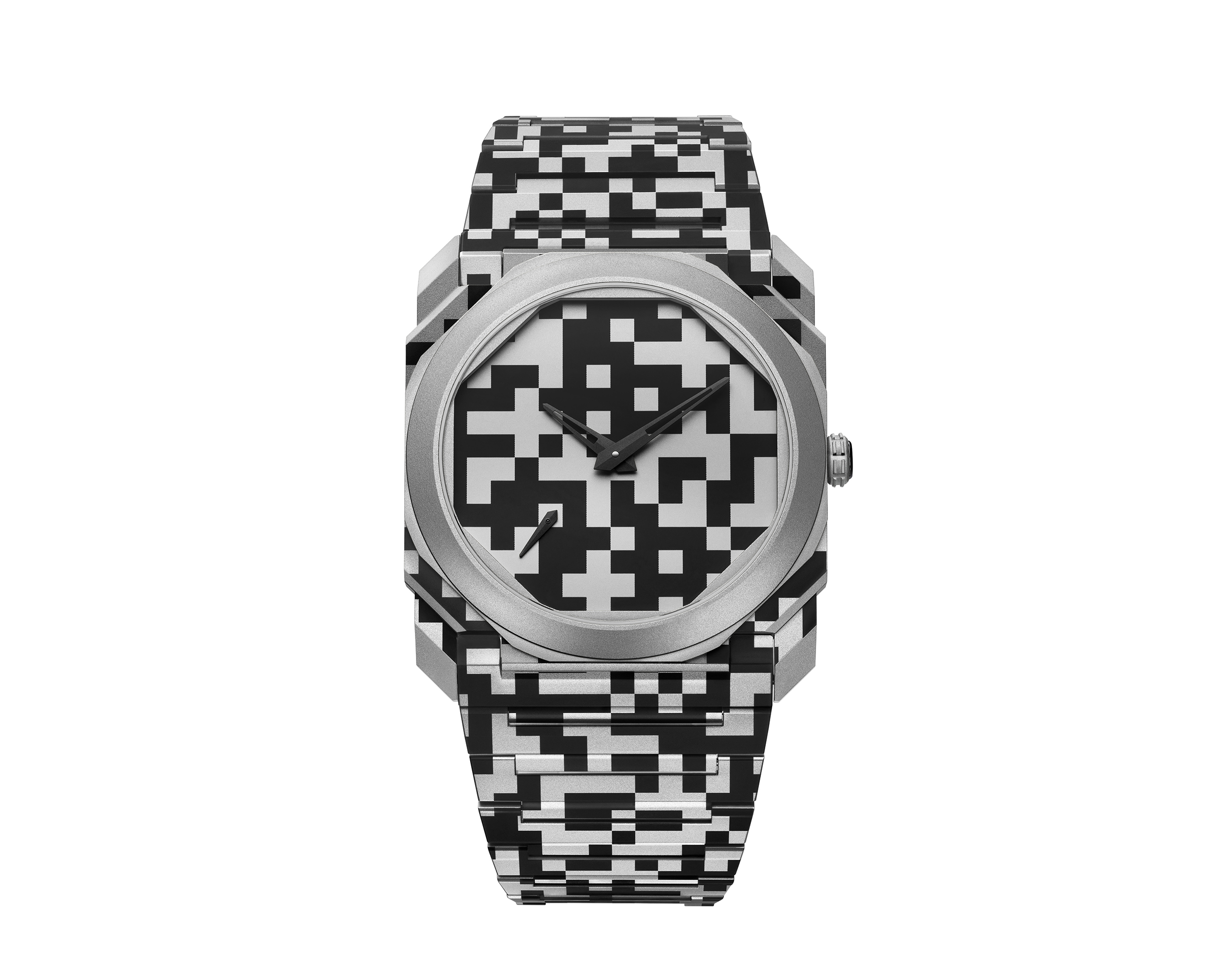 Octo Finissimo Dazzle بتصميم هندسي جريء يبرز جمال التيتانيوم المحفور بالليزر. Octo Finissimo Dazzle بتصميم هندسي جريء يبرز جمال التيتانيوم المحفور بالليزر.
