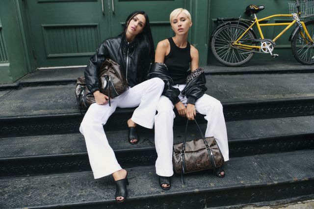 الأناقة المعاصرة عنوان حملة DKNY الجديدة